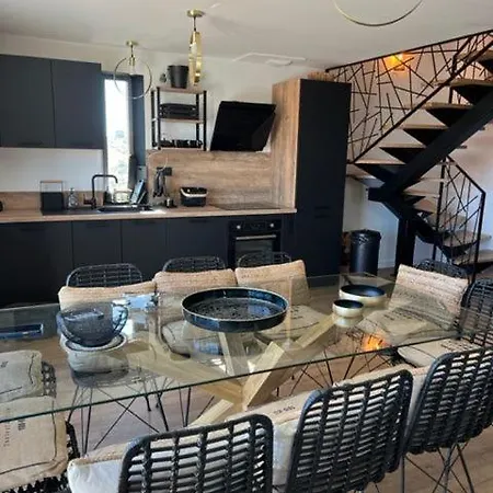 בקתה Buron Franck אוברק